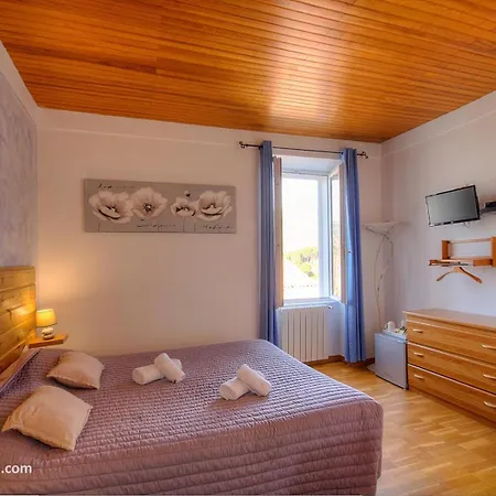 U San Larenzu Bed & Breakfast Aullene